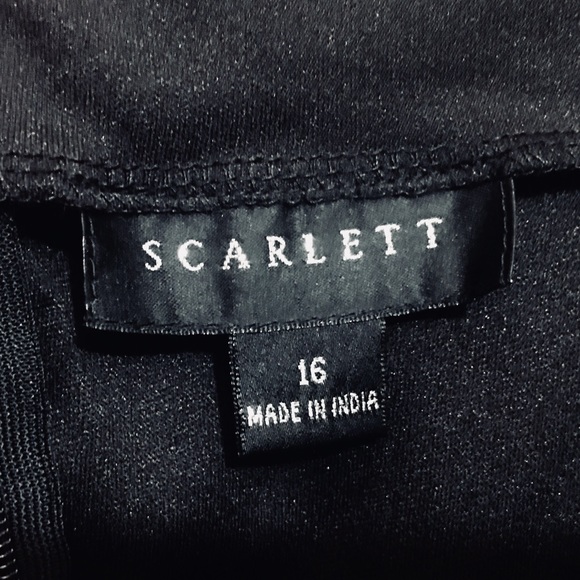 SOLD Scarlett Brand women’s black evening dress - Picture 8 of 8